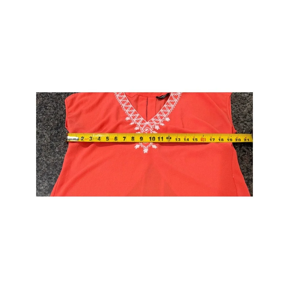Bebe Womens Coral Orange Embroidered V-Neck Lace Up Back Tassel Blouse Size M